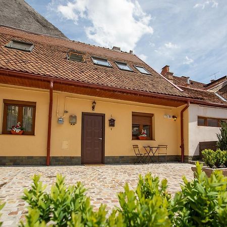 Casa Carolina Brasov Apartment Exterior foto